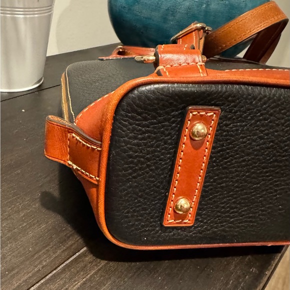 Dooney Bourke Backpack! Awesome bag!! - Picture 7 of 10
